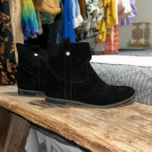 Great Condition Suede Frye Boots Size 9 NWOT